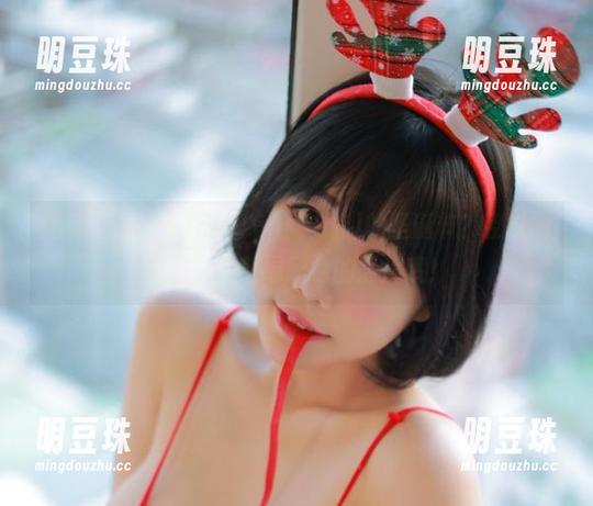 图包下载：Addielyn(에디린)的圣诞节？别以为只是一堆红绿配色的照片哦！