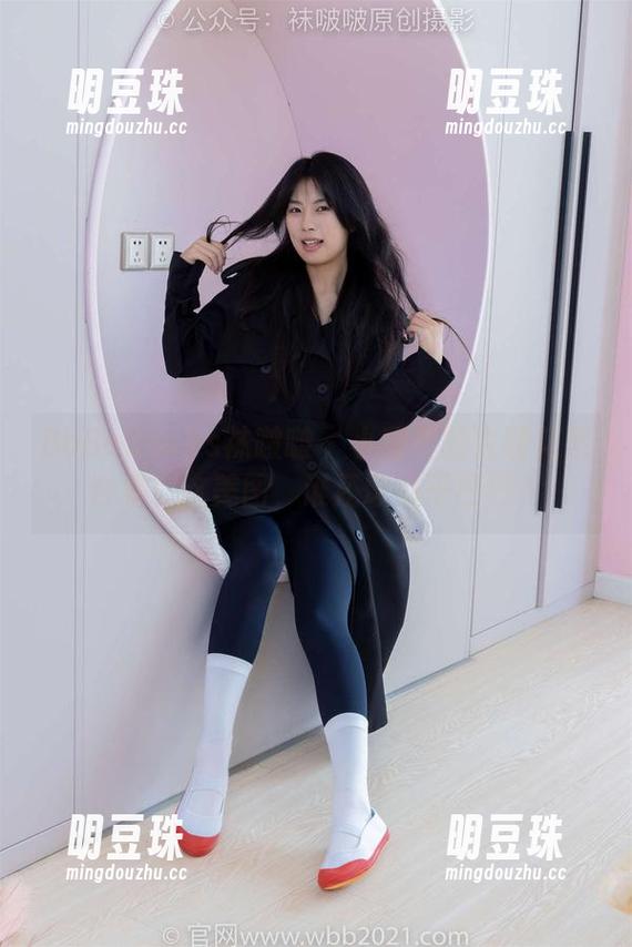 BoBoSocks袜啵啵-小甜豆 BoBoSocks袜啵啵 - 小甜豆的古装花絮合集:这美图,谁还敢说干巴巴?