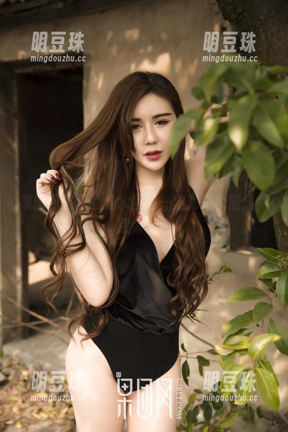果团网浴室的滴水回响—湿漉漉的图集，别太上心