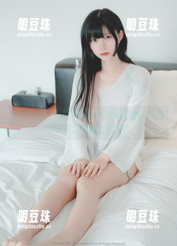 Hizzy(히지)的裤里丝：原图揭晓，这裤子可是大写的有意思！
