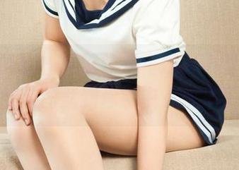 Ligui丽柜 – 只需轻轻一按，小智贤的足下生情套图就到你手中，快来下载！