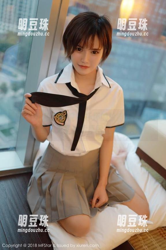 MFStar模范学院-徐微微mia MFStar模范学院 - 坏坏的徐微微mia秘密,恰巧无圣光下原图让人挠头!