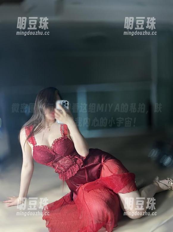 微密圈 - 每次翻看这组MIYA的私拍，肤白貌美都是我内心的小宇宙！