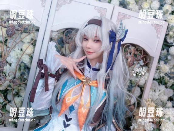 Machi马吉挑战连体衣：私拍里藏着一堆让人意想不到的资源！