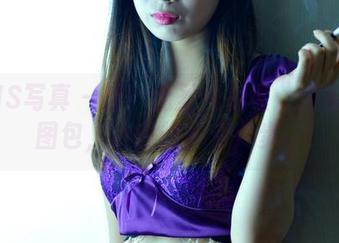 PANS写真 – 耶！无圣光咖喱：这眼镜配图包，让我想多走几步。