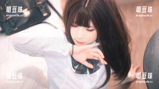 Quan冉有点饿写真—兔耳女仆的极简主义午餐