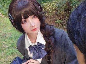 白裙写真集新鲜出炉，Rioko凉凉子的私密更新让人忍不住多看几眼…