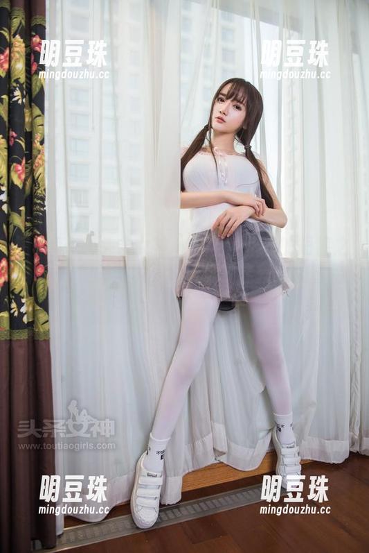 TouTiao头条女神-苏菲菲 TouTiao头条女神 - 开启苏菲菲的短裤之旅——图集下载,来一场说走就走的冒险!