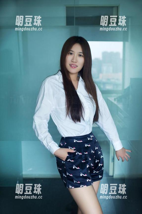 TuiGirl-田芯娜 TuiGirl - 每一根长腿都是自我宣言,田芯娜原图又来了!
