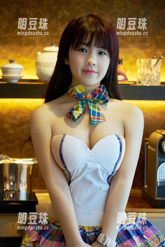 TuiGirl推女郎 - 原图，模特林夕的脚好像是为热情而生，是不是会跳舞？