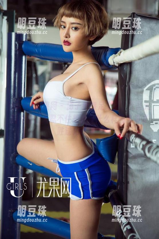 UGirls尤果网-游子熙 UGirls尤果网 - 游子熙裸足之旅,无圣光的美图让人忍不住想追问什么样的气质才胜过光环呢。