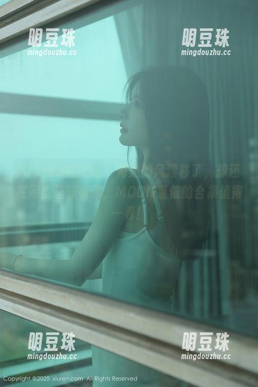 Xiuren秀人网 - 海边的风漂移了，却还在网盘里等着你，MOON嘉依的合集值得一看！