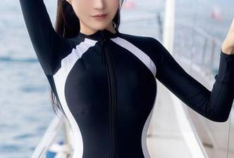 Xiuren秀人网 – Yuki鱼儿的护士写真，分享她‘救死扶伤’的另一面，真是令人深思
