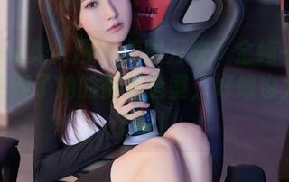 Xiuren秀人网 – 美图万岁！金纯一又给我们更新了她的御姐造型，好像也太好看了吧！