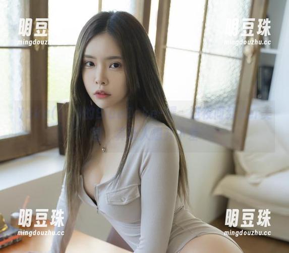 Yuka(유카)的BlueCake–喔，这夜间红der美图，真让人想开小差