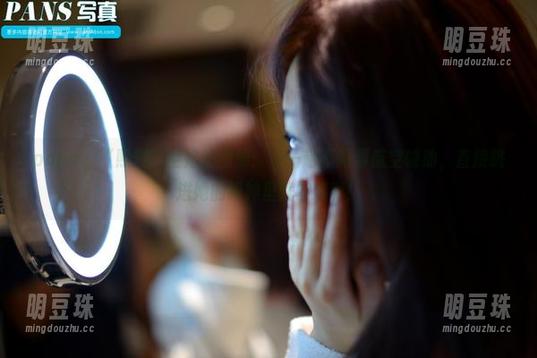 pans - “熙熙”空姐的图册：这一趟不需要航空辅助，直接跳进她的眼神里就够精彩！