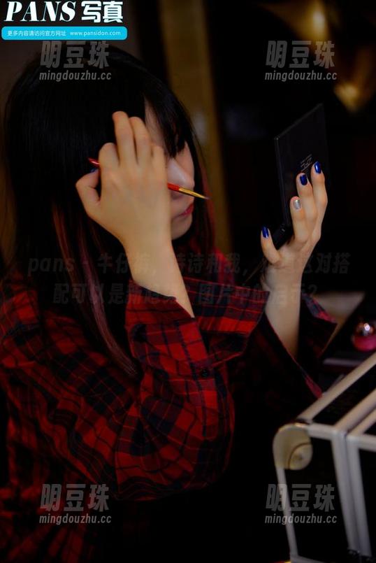 pans-诗诗 pans - 牛仔裤,诗诗和我,难道这对搭配可以是新趋势?图片中的启示?