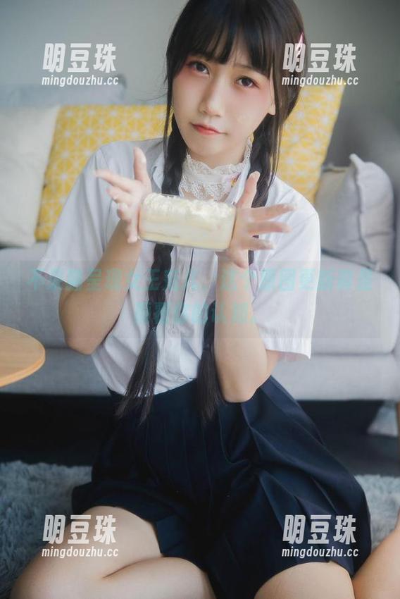 不呆猫呈现女王范儿，这个原图更新真是颠覆你的认知。