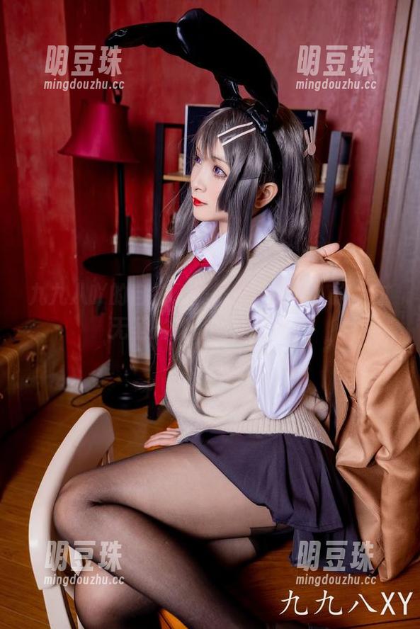 九九八吖的自拍，美得像个段子，您见过无圣光加持的作品吗？