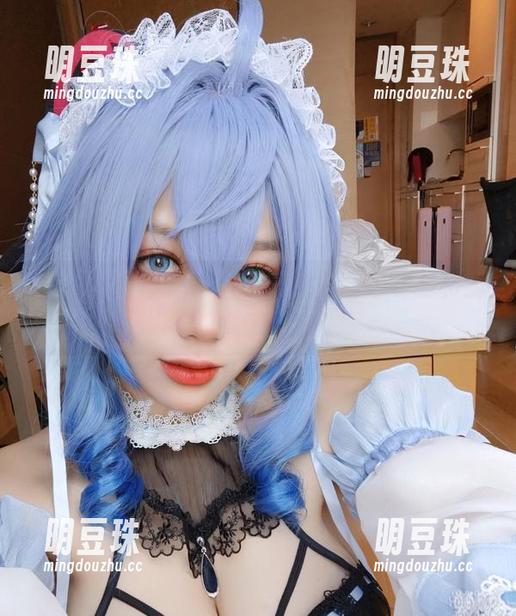 九言JK的写真作品：美图背后的衣橱和我之间的小秘密