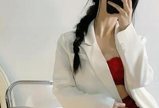 微密圈 – 俏妞qiaoniu66的会员订阅系列：下载也许会让你的社交尴尬减半！