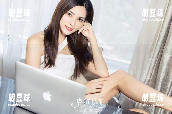 克拉女神 - 颖儿的“纯白”作品集：雪的旁边是少了点光的影子，猜猜这让心情有多白？