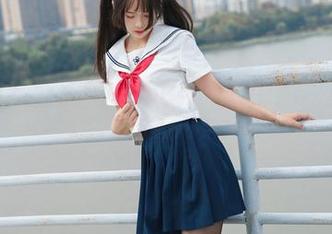 兔玩映画又来了，这次的网袜OL写真感觉更像是办公室里的神秘气息，套图里的小细节……