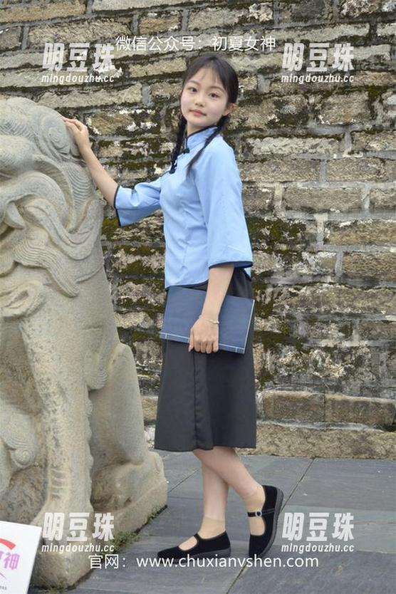 初夏女神-安妮 初夏女神 - 安妮和她的棉袜图册:袜子,也能演绎千姿百态