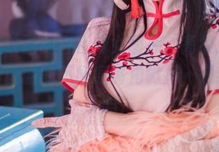 用喵糖映画的白色修女图库，高级又清新，高清画面的不经意嘴角微扬，是我看错了吗？