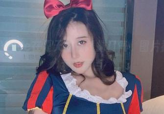 奈汐酱Nice在夏天的在线拗口气，图片戳中了我的萌点