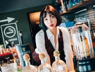 免费不如起飞？孙乐乐(손예은)女仆套图让人破防的微妙感觉。
