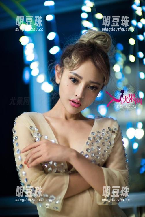 尤果网-唐溪若 尤果网 - “唐溪若”红裙套图:为了能多看几眼,值不值得?