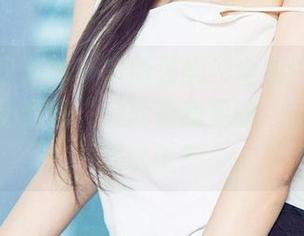 尤果网爱尤物 – 李丽莎婚纱全集：总有一些设计让我想“这就是我要的”！马上下载试试？