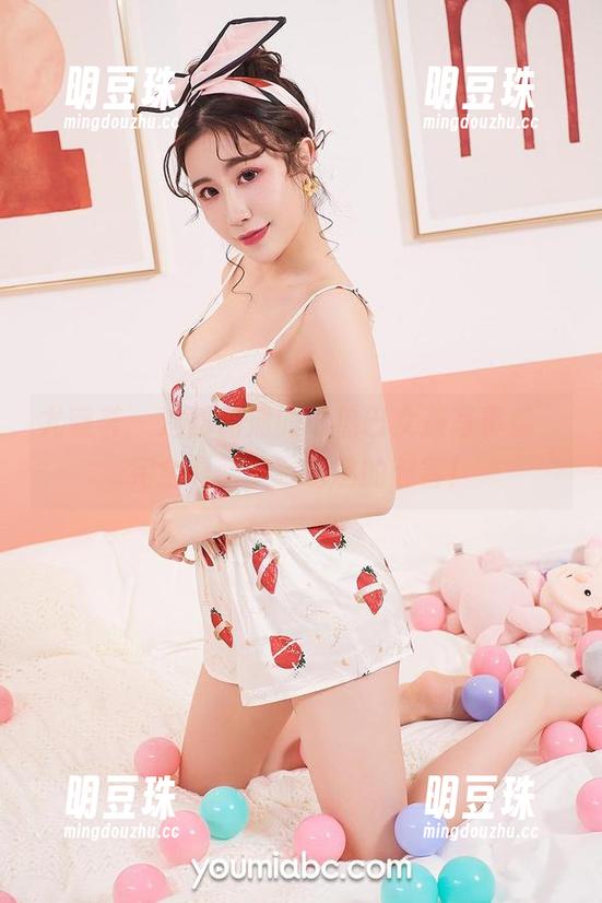 尤蜜荟 - 这部高清的小热巴女孩写真集，完全是脑中萌萌哒的刺客！