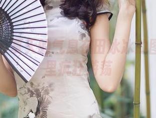 尤蜜荟 – 夏天的气息在田冰冰的图片合集里疯狂游荡