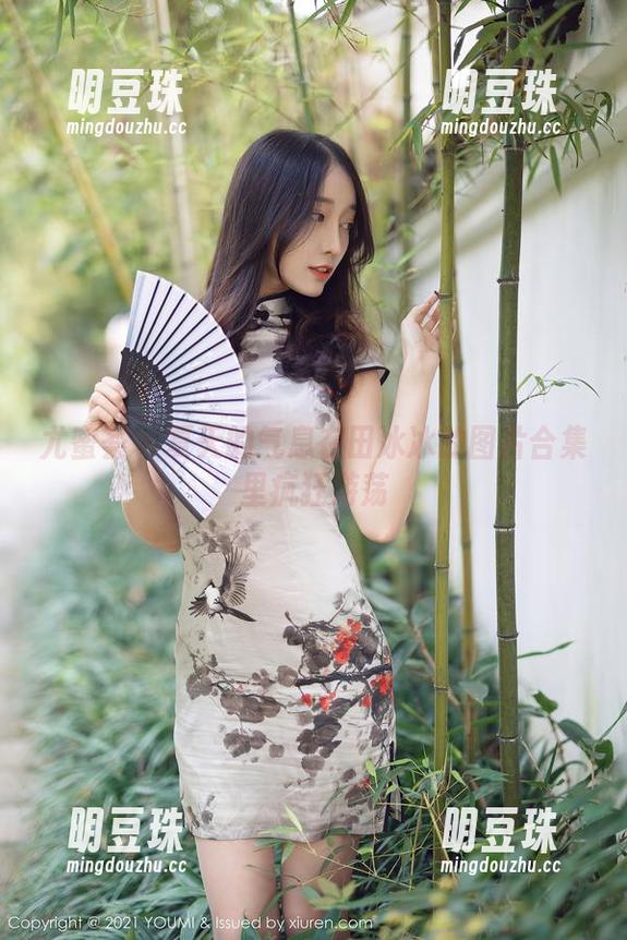 尤蜜荟 - 夏天的气息在田冰冰的图片合集里疯狂游荡