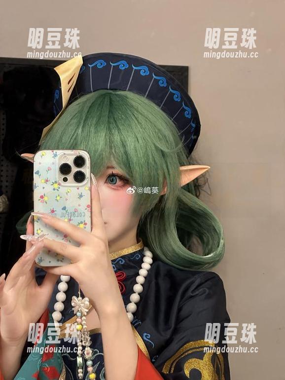 嶋葵 私拍时间,嶋葵穿连体衣的问题来了:要不要我也来一套?当然我得先减肥......