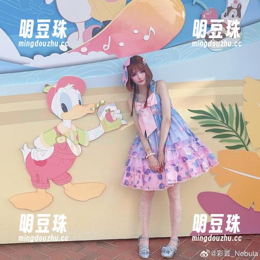 彩芸_Nebula的美图新作“奥古斯特”，下载后请小心它的魔力。