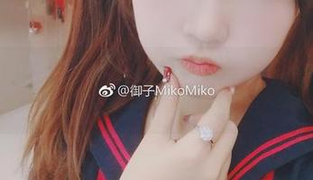 御子Yumiko的短裤写真集——我觉得我该重读短裤的魅力