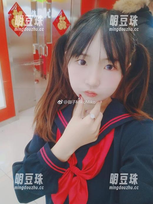 御子Yumiko的短裤写真集——我觉得我该重读短裤的魅力