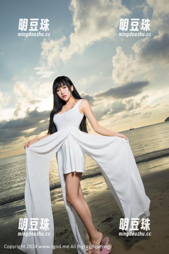 推女神 - 魏扭扭图包最新上线，女友模样也太随性了吧！