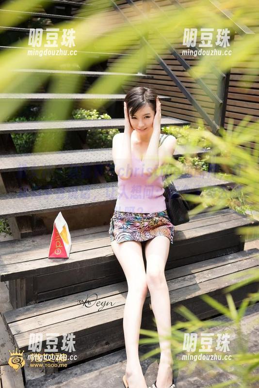 推女神-黄可christine 推女神 - 这张黄可christine的图片,红裙似乎会说话,让人想问:你今天要去哪儿呀?