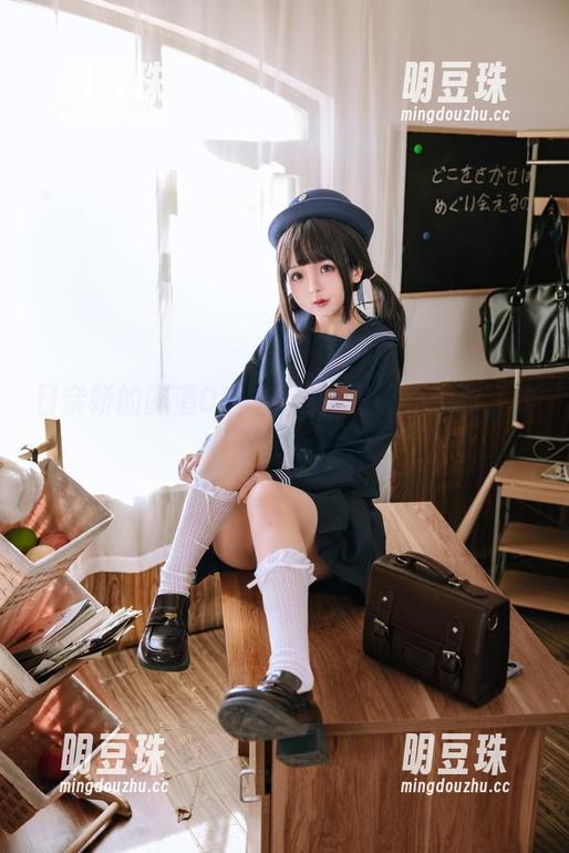 日奈娇的醉酒OL，一组套图让办公和狂欢合二为一
