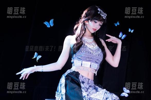 星黛鹿鹿i来了！图集下载，看透她的‘平安’状态