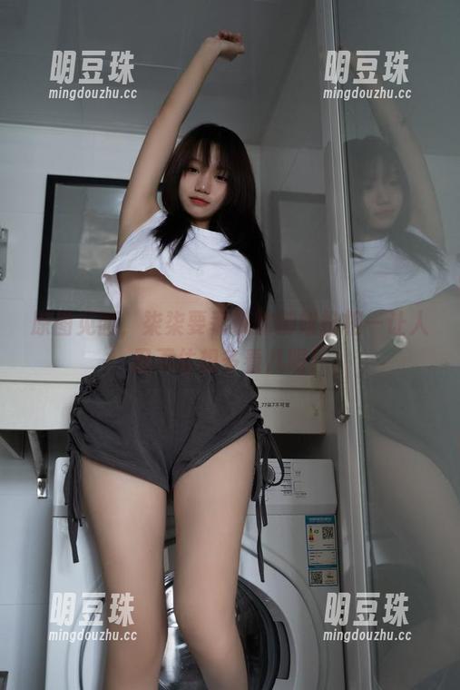 原图见面，柒柒要乖哦的御姐扮相—让人忍不住想多看几眼！