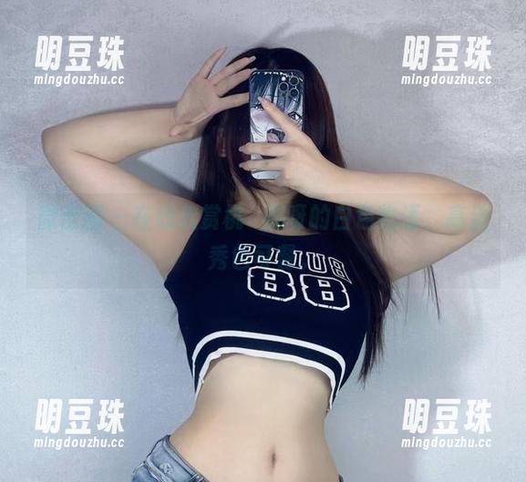 微密圈 - 在线欣赏桃沢樱呀的白色物语，高清秀色可餐。