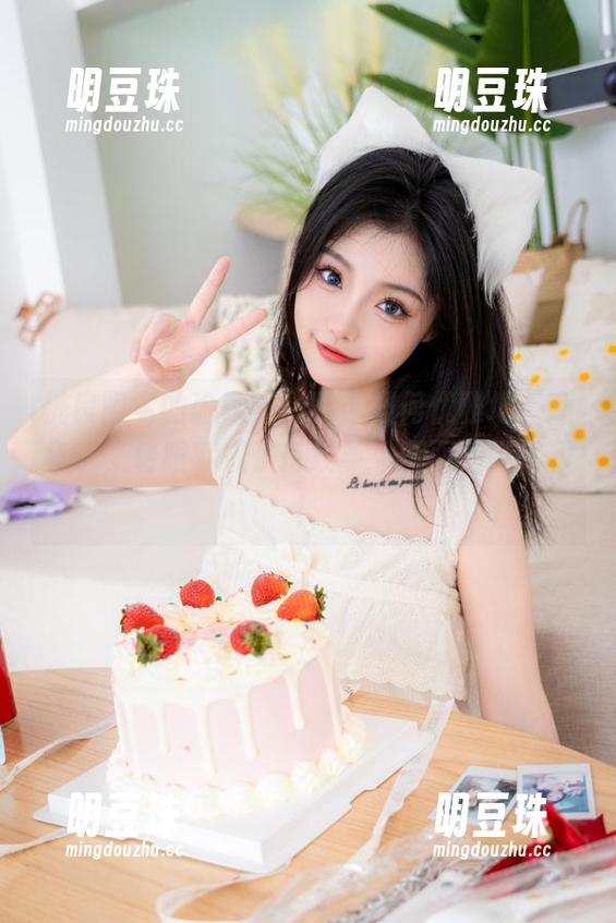桃良阿宅的瑜伽集：教你如何优雅地“翻身”，转眼就成了摔跤手…画面清晰得很！