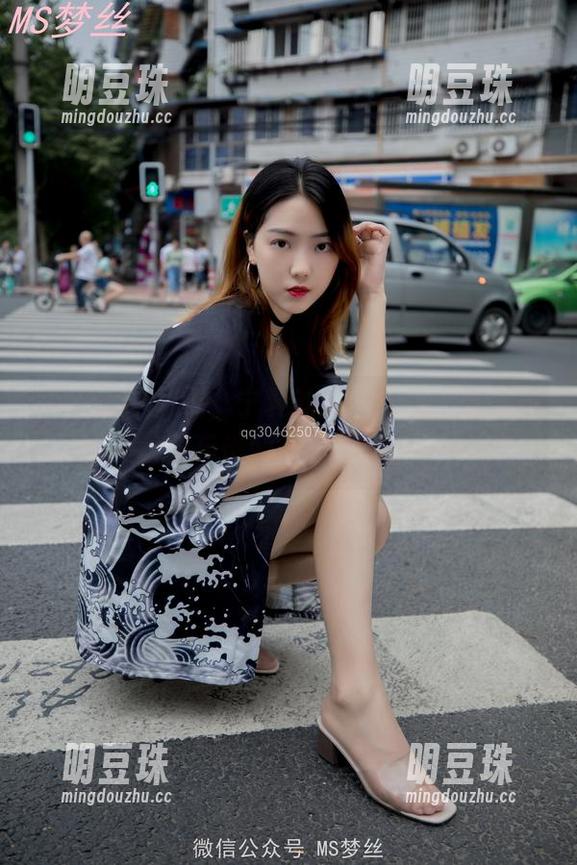 梦丝女神-宁夏 梦丝女神 - 哦,宁夏的旗袍作品,这可是一组不看会后悔的美图,你们信不信?
