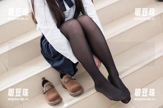 森萝财团 - 小奶糕Milky拿水手服呼唤“无圣光”，究竟能发出怎样的神奇电波？