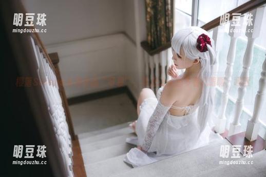 樱落Selena私房作品“可畏”，真是让人想多看几眼啊，嘿嘿。